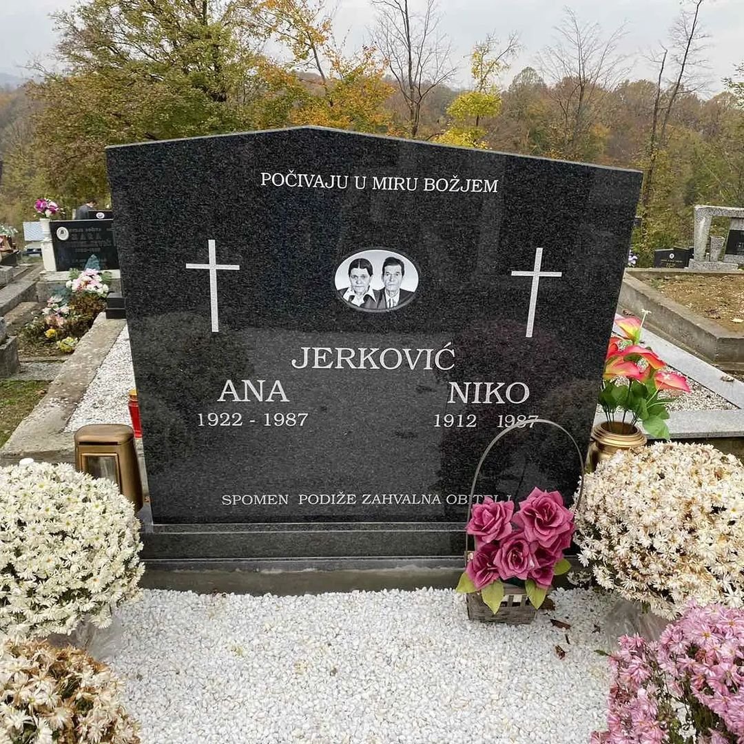Nadgrobni spomenik